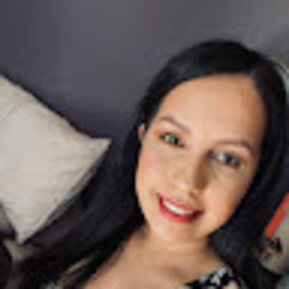 Meet your Posher, Michelle - Picture 1 of 1